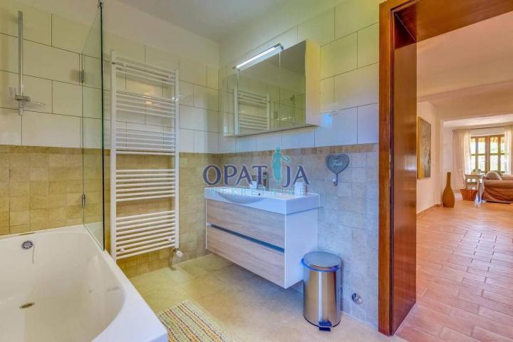Višnjan - Prekrasna kuća za odmor u Istri