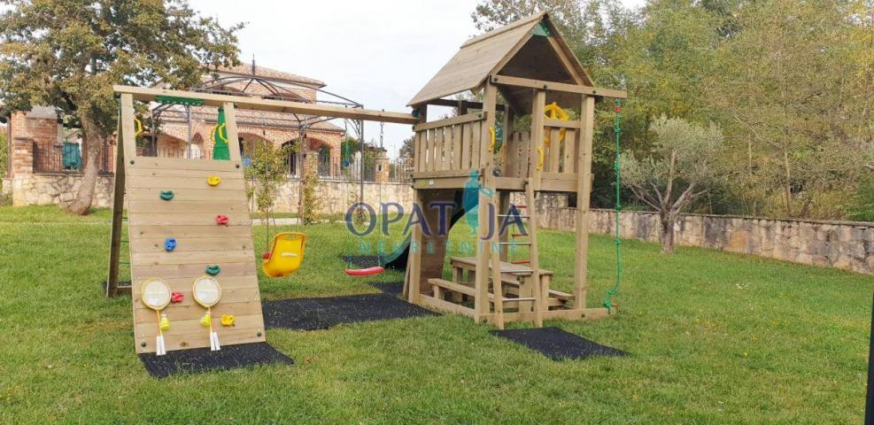 Višnjan - Prekrasna kuća za odmor u Istri
