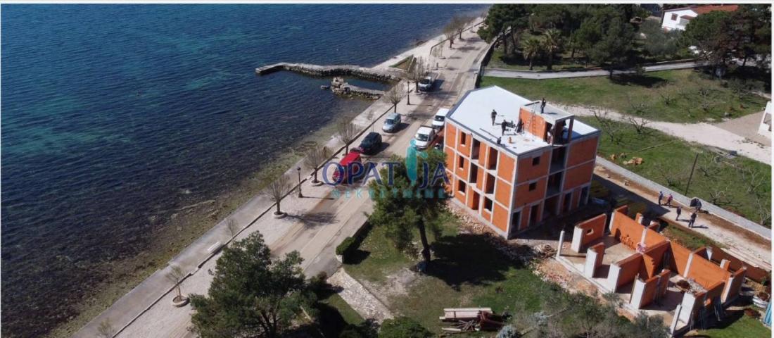 Vir - 1. red do mora ekskluzivni apartman S3