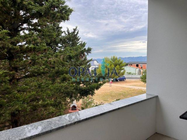 Vir, Kuća s 2 apartmana,  1. kat za adaptaciju