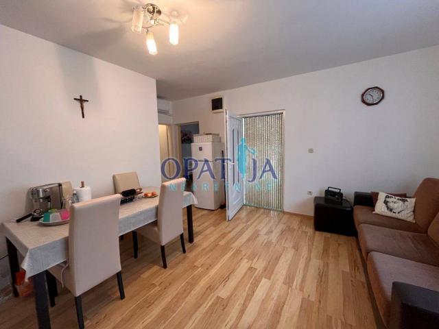 Vir, Kuća s 2 apartmana,  1. kat za adaptaciju