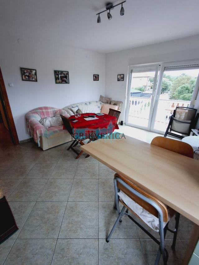 SELCE - STAN 72 m2, 2 balkona, parking