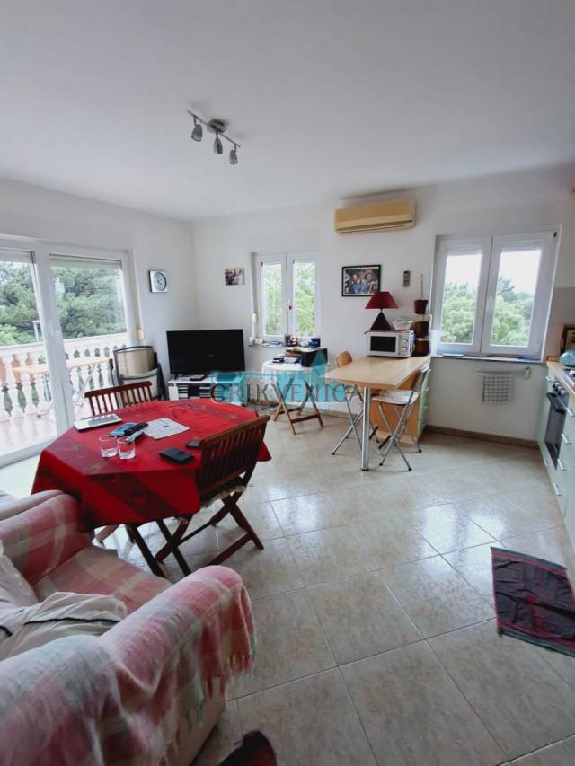 SELCE - STAN 72 m2, 2 balkona, parking