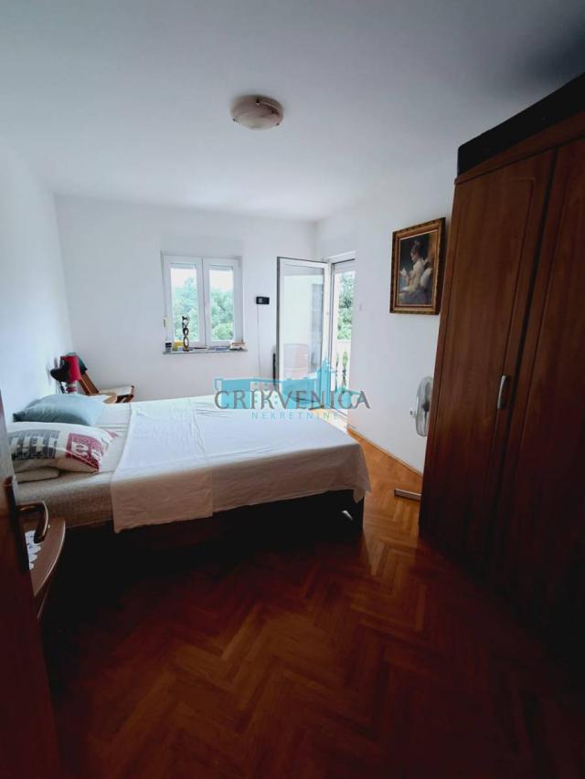 SELCE - STAN 72 m2, 2 balkona, parking