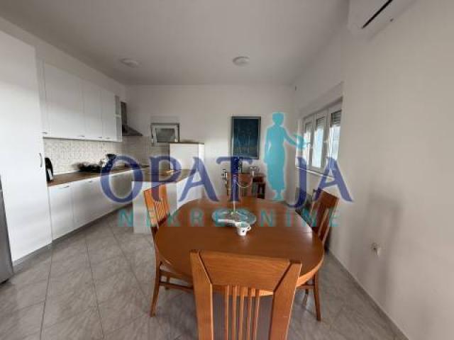 Posedarje, prvi red do mora - Kuća 2 Apartmani