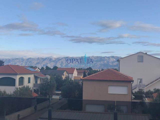 Vir, Apartman 1. kat/krovna terasa/pogled na more
