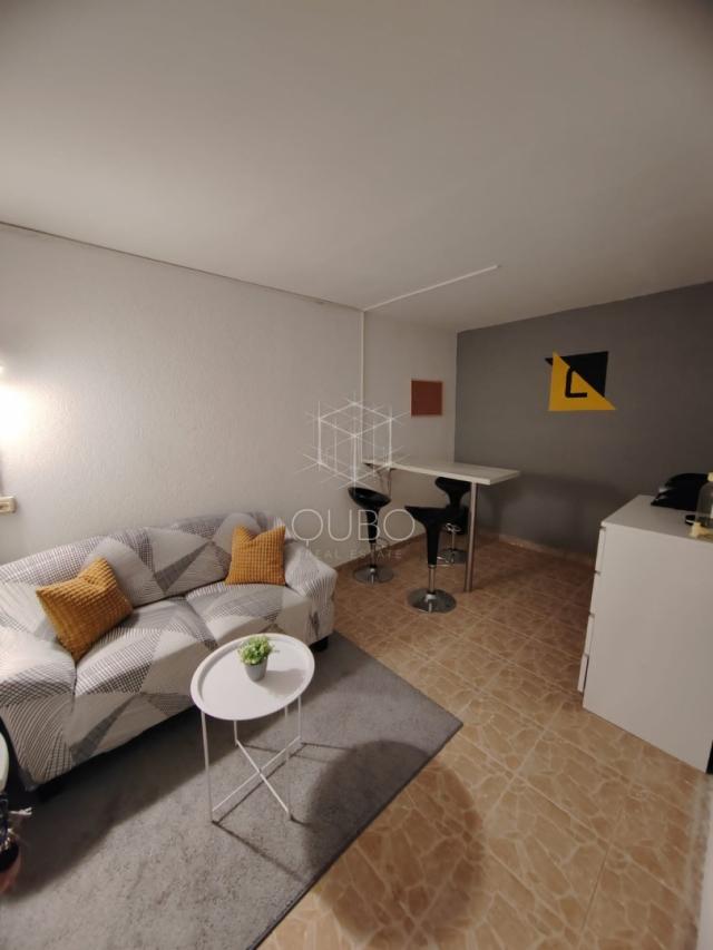 Rovinj – Spacious top-floor apartment with terrace and additional basement space
