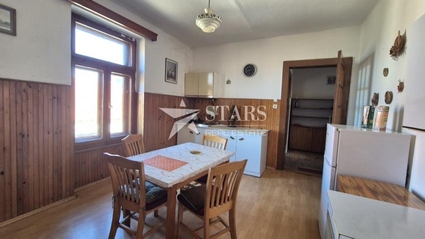 GORSKI KOTAR, VRBOVSKO – 3SKL STAN U CENTRU GRADA, 78 m²
