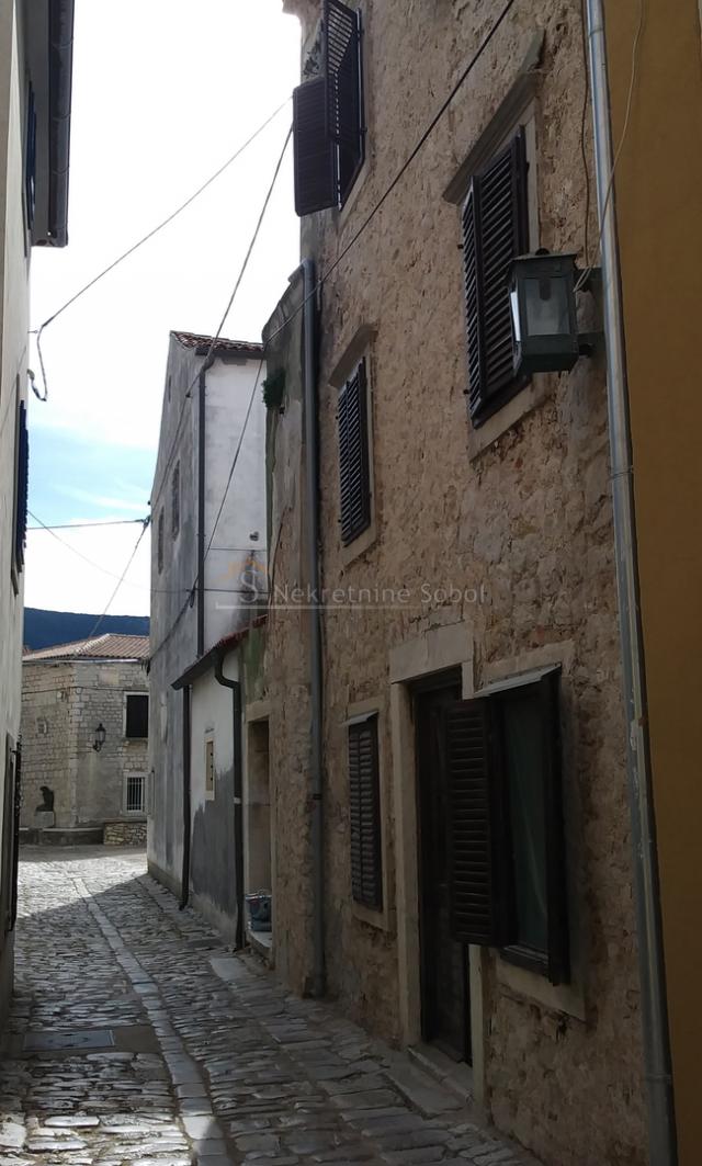 Cres, Osor - Kuća, 360 M2