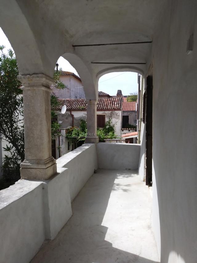 Cres, Osor - Kuća, 360 M2