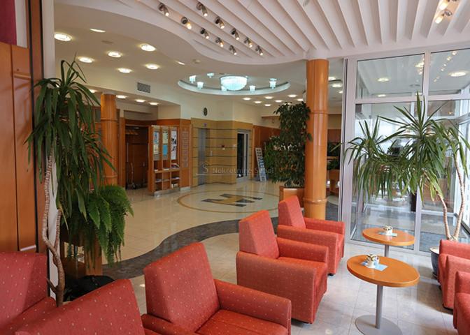 Crikvenica, Selce - Hotel, 5000 m2