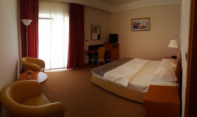 Crikvenica, Selce - Hotel, 5000 m2