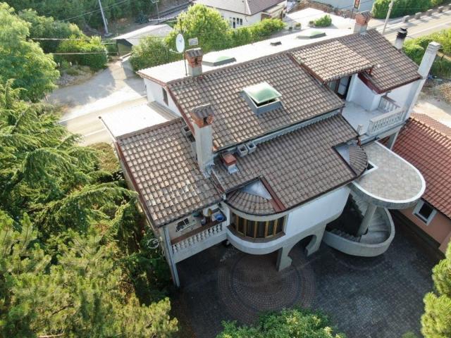 RIJEKA, JURDANI, KUĆA,580.00M2