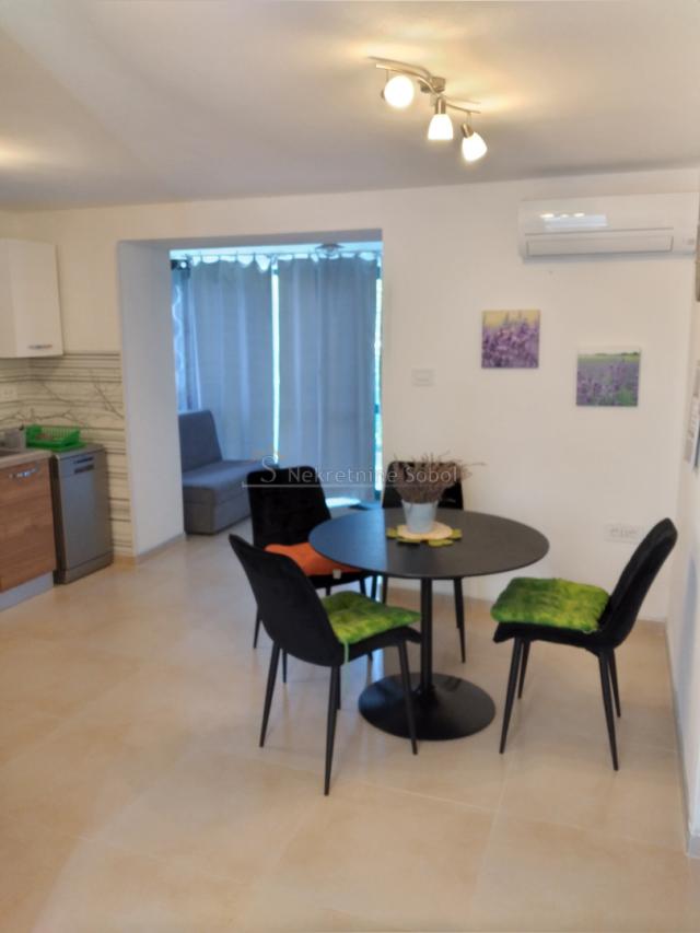Zbicina, Island Cres - House, 135 m2