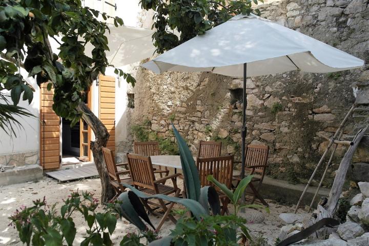 Mali Lošinj, Otok Susak - Kuća, 166 m2