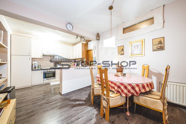 Maksimir, Ravnice, Trosoban stan u visokom prizemlju s spremištem 76,83m2
