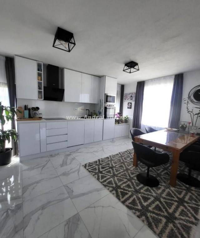 Vila snova u Baru – luksuz, udobnost i pogled na more