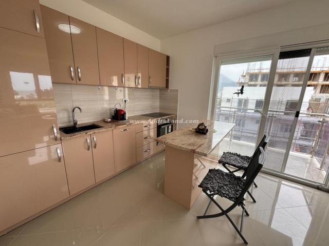 Na prodaju – Jednosoban stan sa pogledom na more, Šušanj, Bar (51 m²)