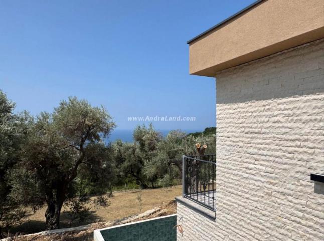 For Sale – Luxury Villa with Pool and Panoramic View in Vitići, Bar