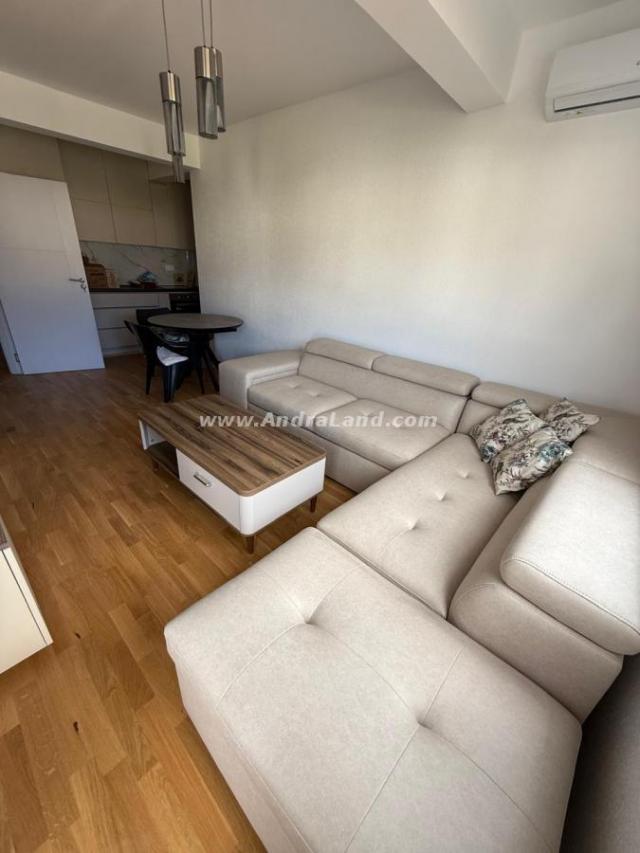 Na prodaju – Nov, neuseljavan jednosoban stan 45m² u tek završenoj zgradi
