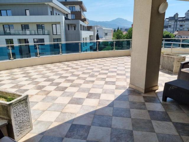Izdavanje, Stan, 85m2 , Podgorica