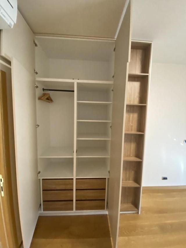 Smeštaj, Stan, 120m2 , Preko morače
