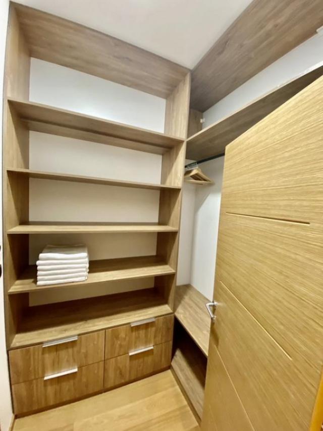 Smeštaj, Stan, 120m2 , Preko morače