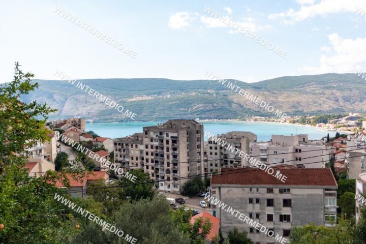 For sale: one-bedroom apartment, 61 m², Topla 2, Herceg Novi