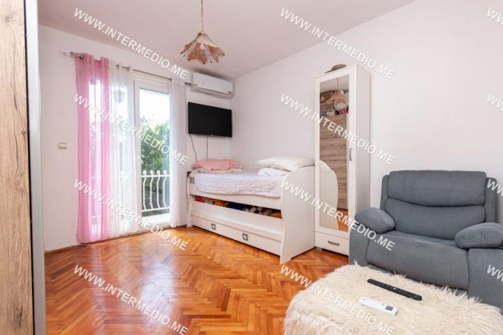 For sale: one-bedroom apartment, 61 m², Topla 2, Herceg Novi