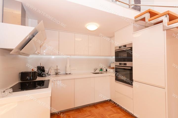 Three bedroom duplex, 95m2, Topla 2, Herceg Novi