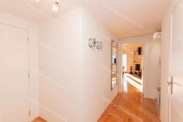 Three bedroom duplex, 95m2, Topla 2, Herceg Novi