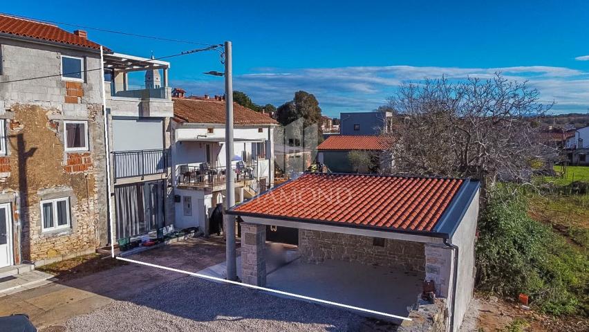 Poreč, okolica, šarmantna kuća s panoramskim pogledom!