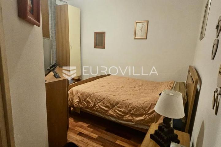 Rijeka, Kozala, stan 45,24 m² dvosoban s dnevnim boravkom, okućnicom i novom fasadom, mirna lokacija