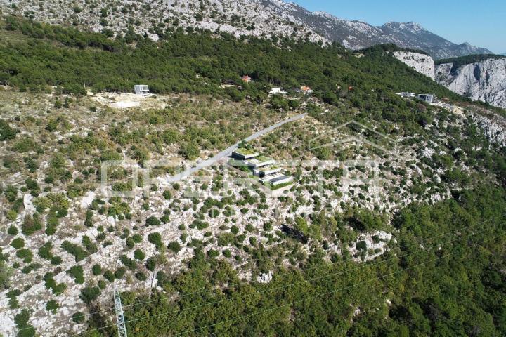 Zemljište 1.546 m² s projektom za modernu vilu, Omiš
