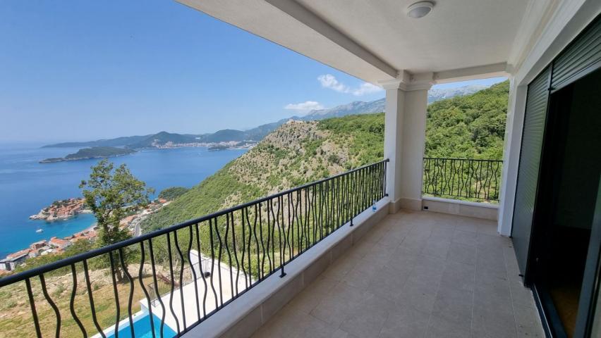 Opremljen trosoban stan 90 m² sa panoramskim pogledom na more – Blizikuće, Budva