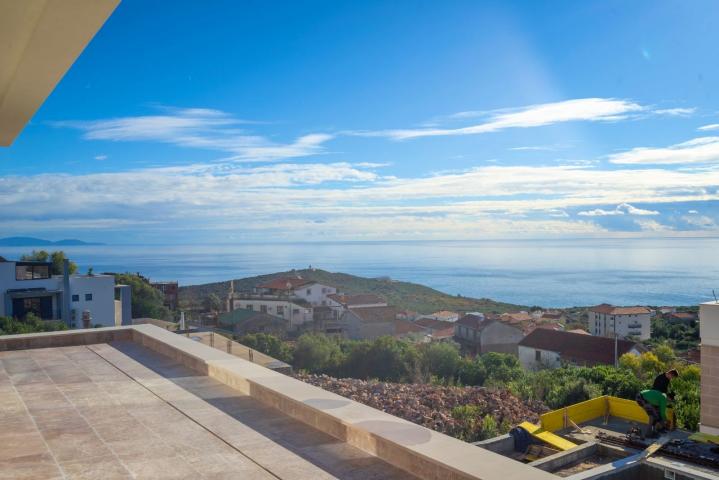 Luksuzna vila od 250 m² sa bazenom i panoramskim pogledom na more – Krimovica, Kotor