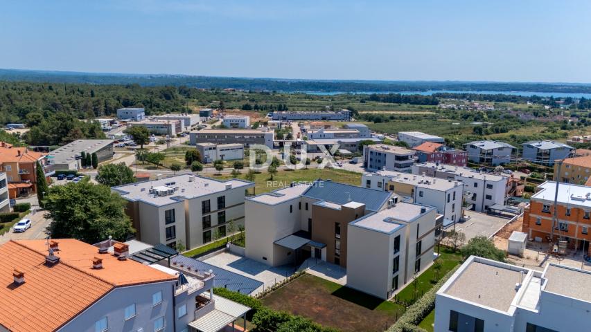 ISTRIEN, NOVIGRAD - Wohnung mit Garten in einem modernen Neubau