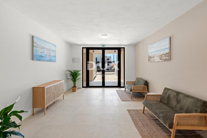 ISTRIEN, NOVIGRAD – Komfortable Wohnung in einem luxuriösen Neubau