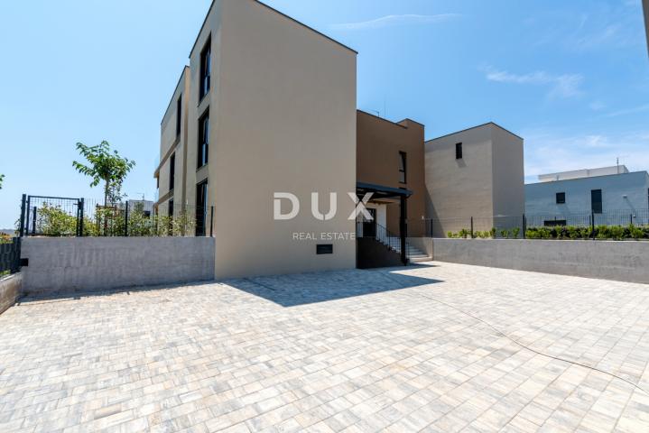 ISTRIEN, NOVIGRAD – Komfortable Wohnung in einem luxuriösen Neubau