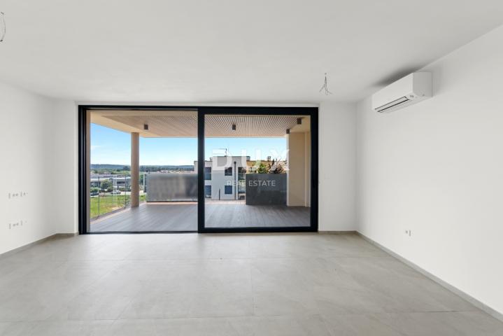 ISTRIEN, NOVIGRAD – Komfortable Wohnung in einem luxuriösen Neubau