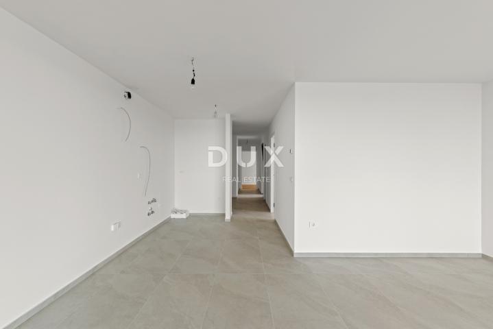 ISTRIEN, NOVIGRAD – Komfortable Wohnung in einem luxuriösen Neubau