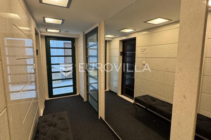 Otok Pag, Pag, moderan apartman u staroj jezgri, 150m od mora