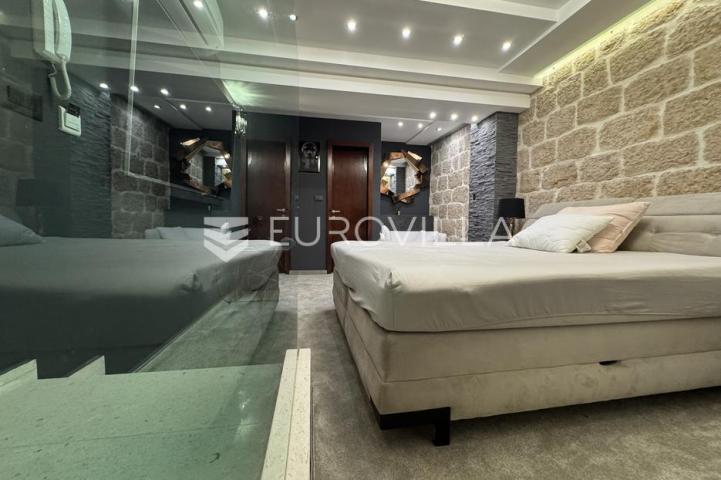 Otok Pag, Pag, moderan apartman u staroj jezgri, 150m od mora