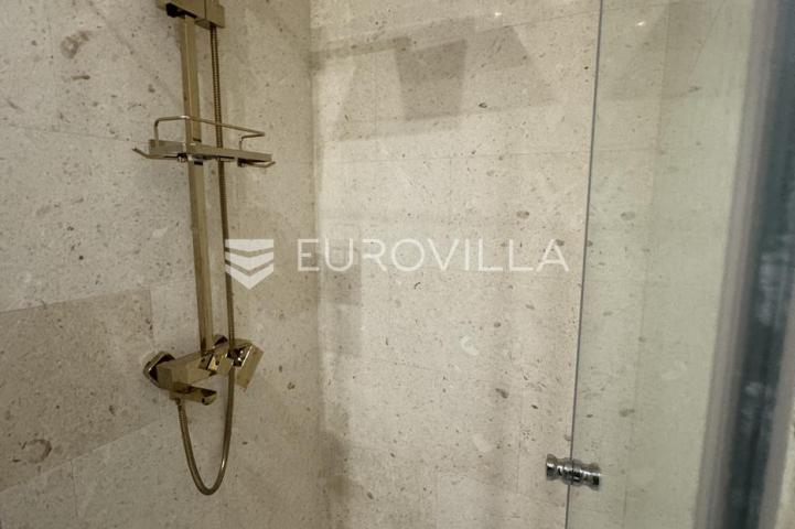 Otok Pag, Pag, moderan apartman u staroj jezgri, 150m od mora