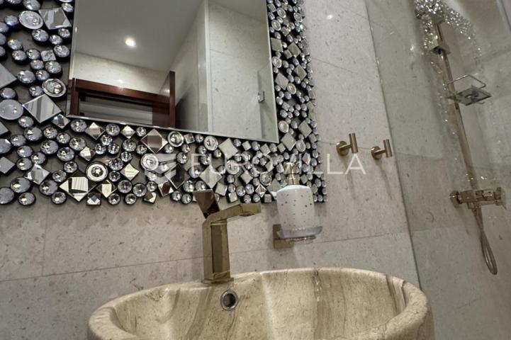 Otok Pag, Pag, moderan apartman u staroj jezgri, 150m od mora