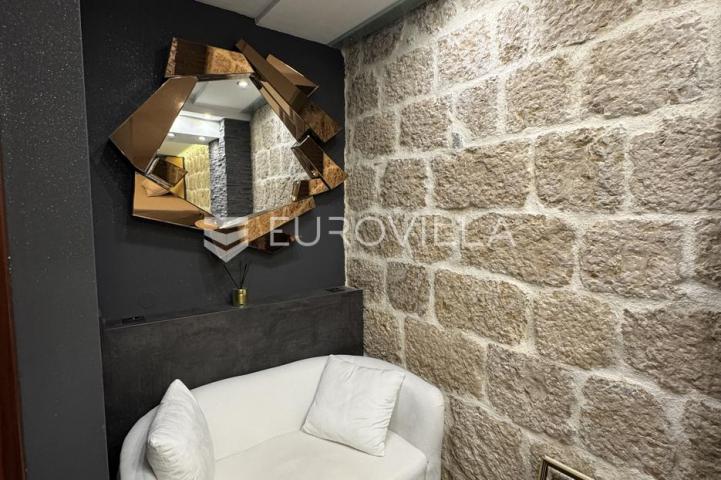 Otok Pag, Pag, moderan apartman u staroj jezgri, 150m od mora