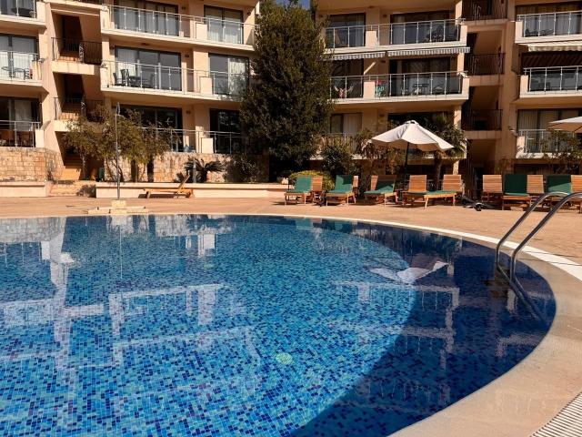 Jednosoban apartman u kompleksu sa bazenom, Przno-Budva (NA DUZI PERIOD, DOSTUPAN OD 15.07.2026)