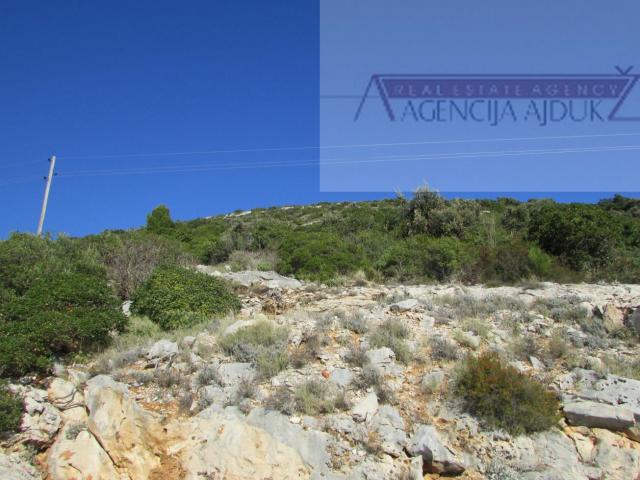 Pelješac, Orebić 1219020 m2 tj 120 hektara u komadu!