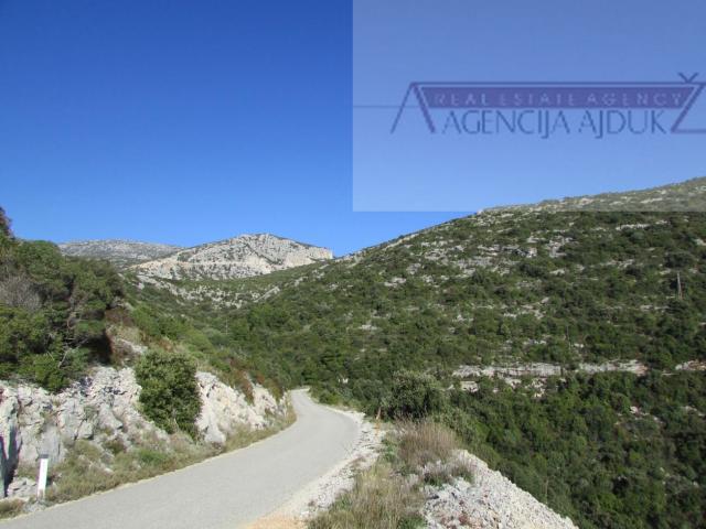 Pelješac, Orebić 1219020 m2 tj 120 hektara u komadu!