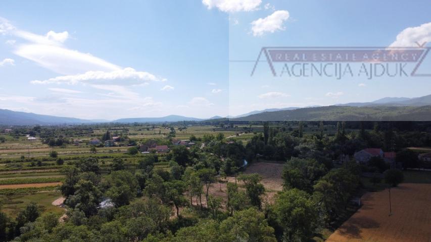 Imotski građevinsko zemljište 7000 m2 - akcija